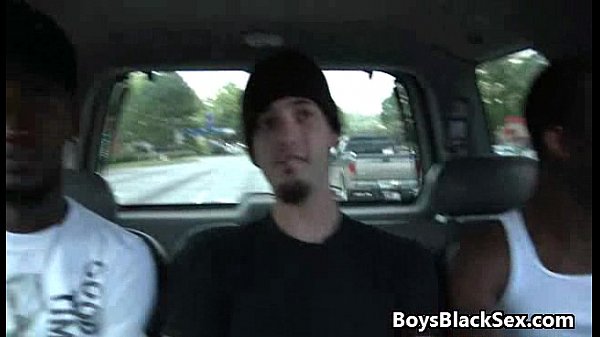 Black Gay Dude Get His Big Dick SUcked By White Twink 01
