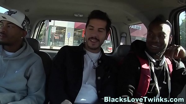 Gay twink tugs cumshot after sucking