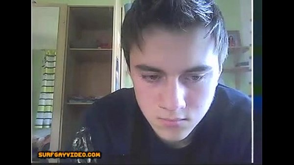 BEAUTIFUL BOY DAZZLES HIS BOYFRIEND WITH GAY PORN WEBCAM