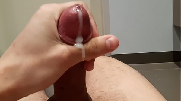 SUPER CLOSE UP CUMSHOT HD