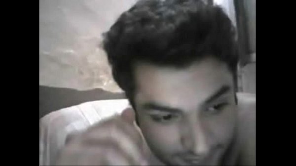 Pakistani big cock horny guy naked on webcam – amawebcam.com/gay