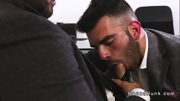 Realtor sucks big cock to his boss in the office