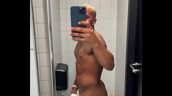 RIVIEVERSON FELIX se exibindo na internet