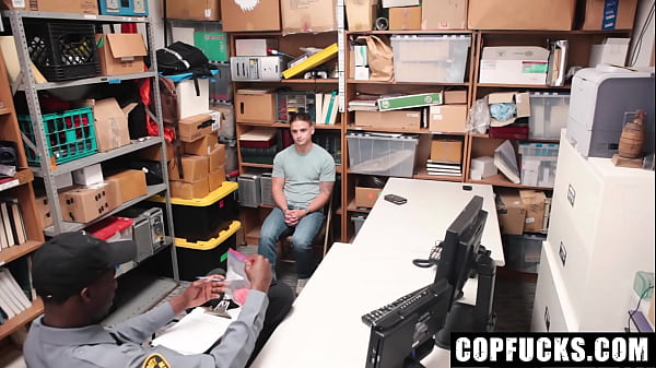 Shoplifting Suspect Detained and Brought to Back Room for Stripsearch – Copfucks