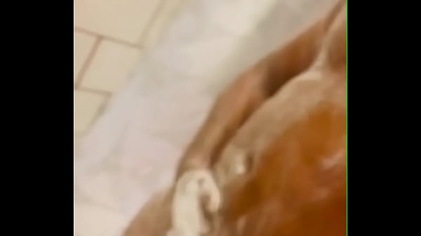 Shower time for Huncho