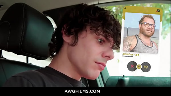 Older man Scott Hardy fucks twink Asher Day in hot scene