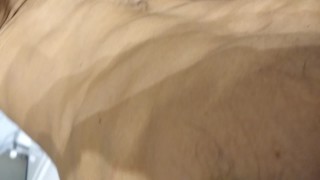 🇪🇨🇦🇷🇻🇪Guapo Masajea su Polla Mounstrosa y Casi Se Corre 2 Veces Con Su Propio Semen